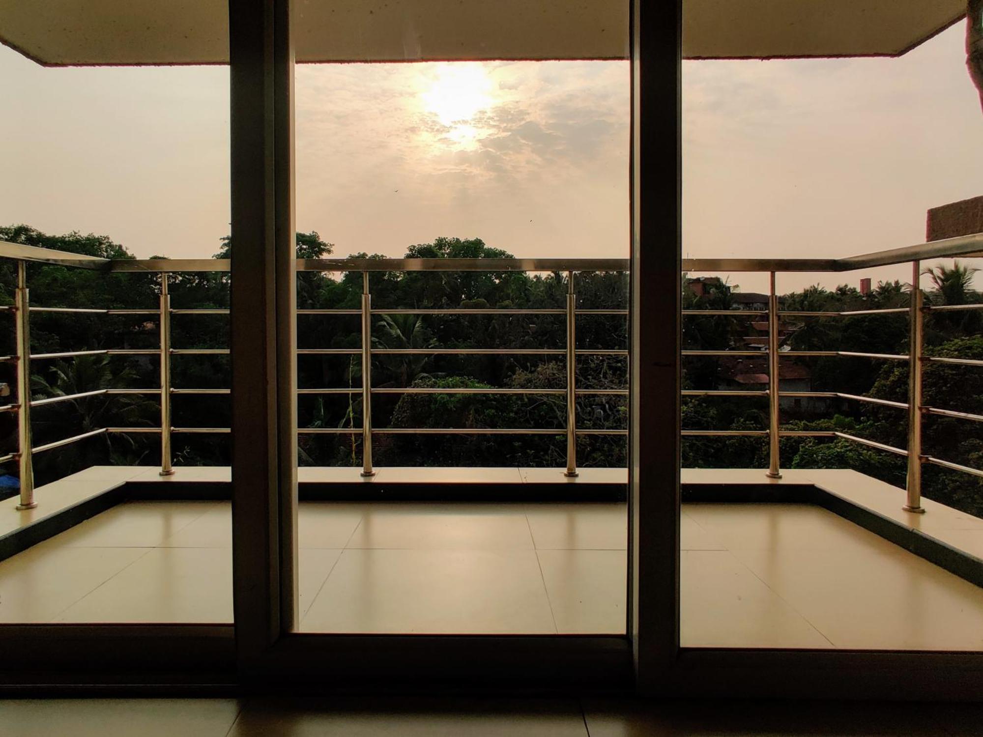 Ivy Retreat- Serviced Apartments Бага Экстерьер фото